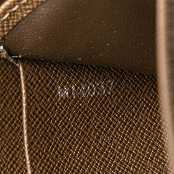 Louis Vuitton Taiga Organizer Atoll Long Wallet Round Travel Case M30658 Gris... - Picture 9 of 10